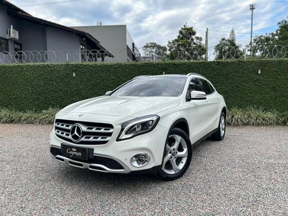 MERCEDES-BENZ GLA 200 1.6 CGI FLEX ENDURO 7G-DCT